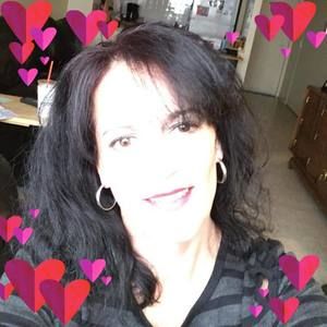 Meet your Posher, Christine